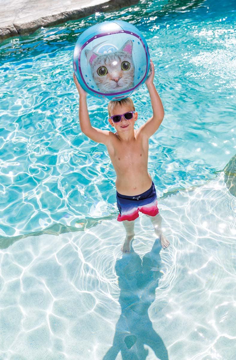 Toysmith Beach Ball Space Cat - Image 3
