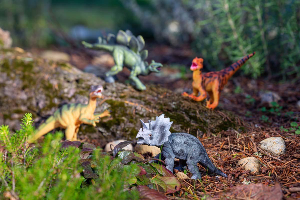 Toysmith Classic Dinosaurs - Image 2