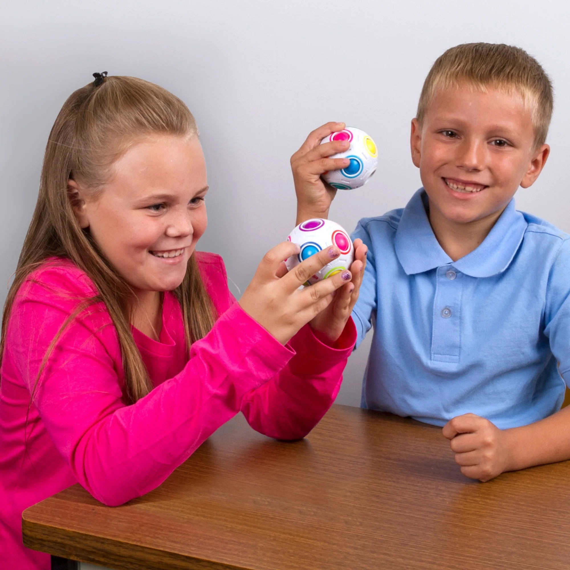 Duncan Color Shift Puzzle Ball - Image 5