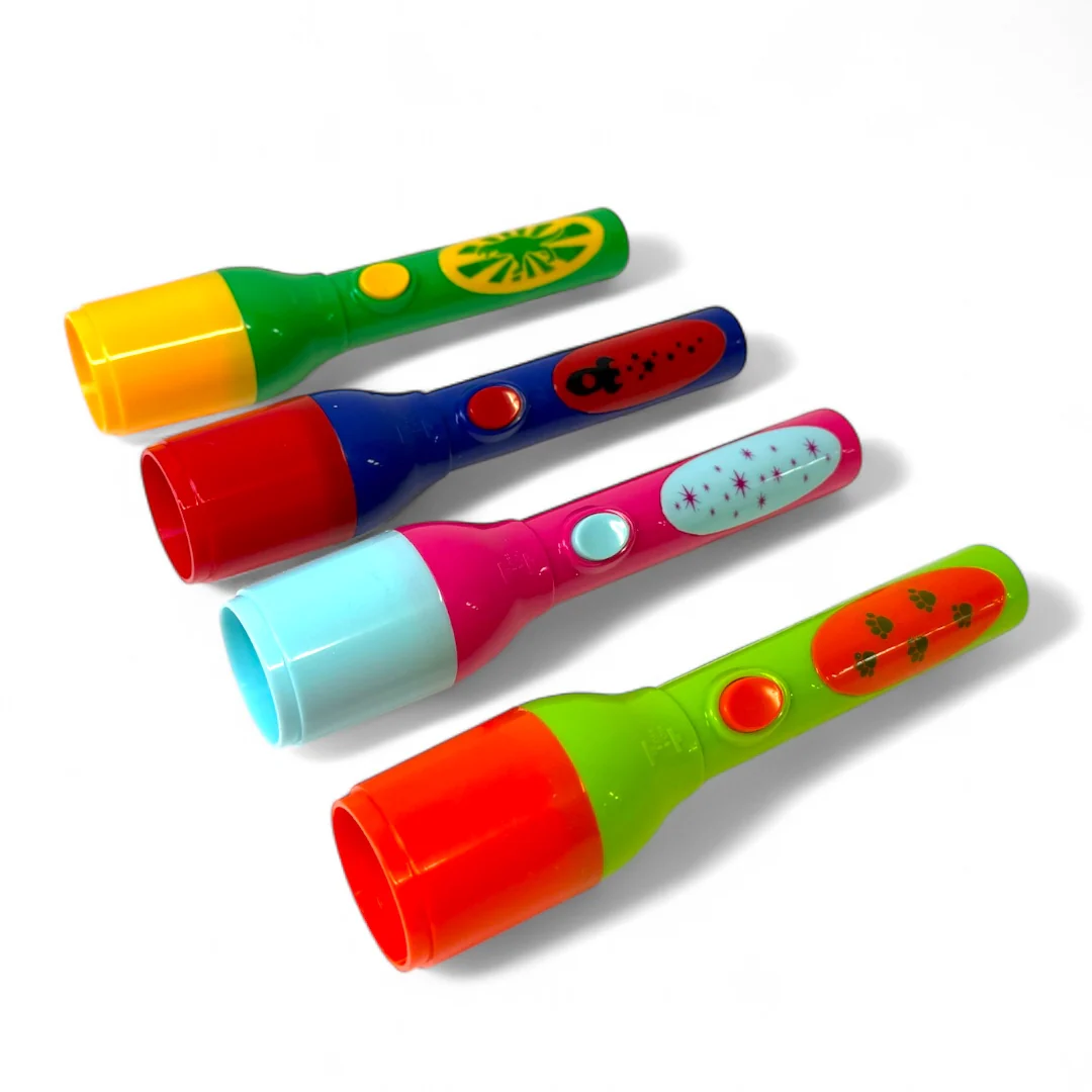 Toysmith Mini LED Flashlight Projector - Image 20