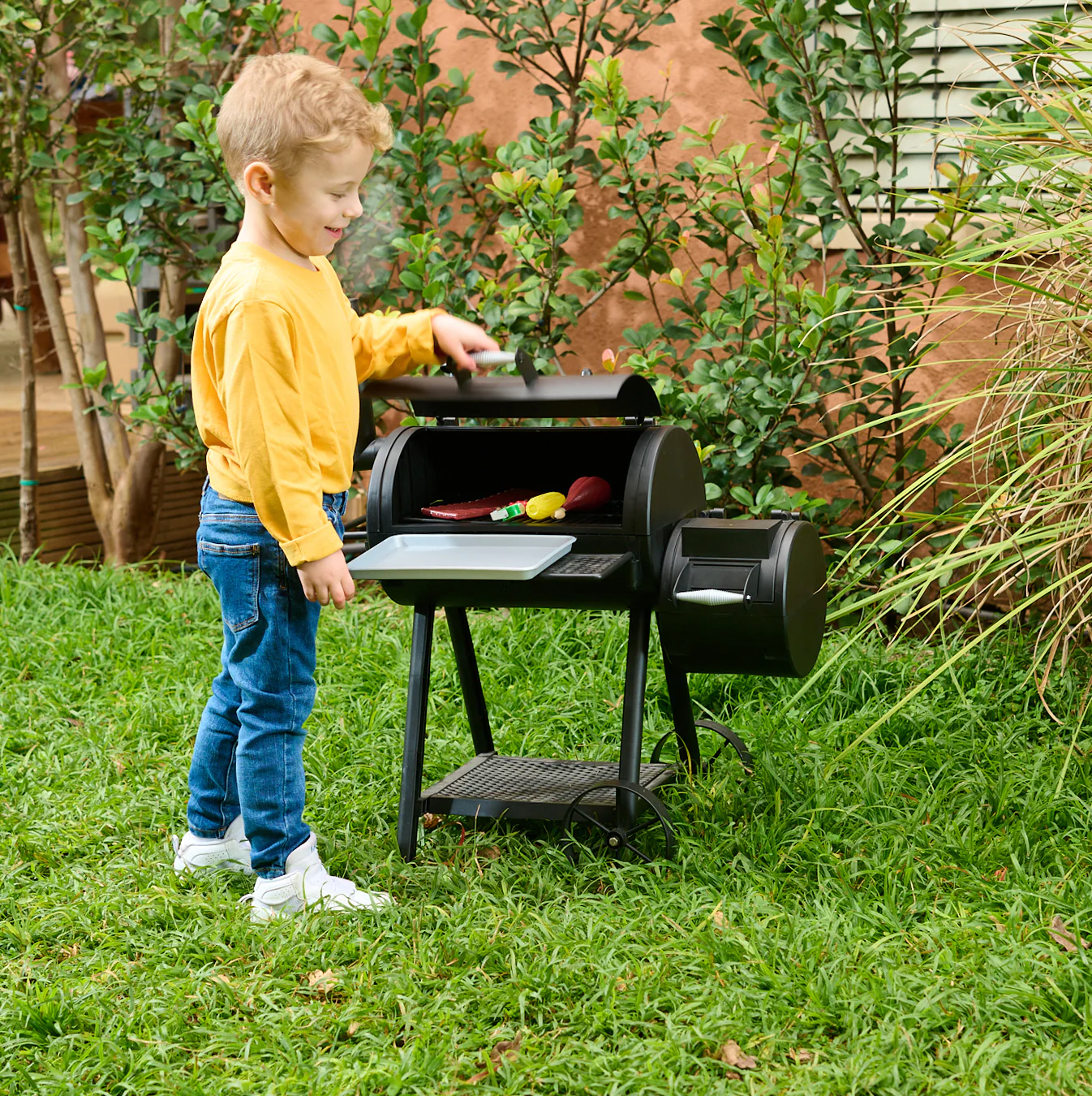 Red Toolbox Oklahoma Joe's Kids Smoker Set - Image 3